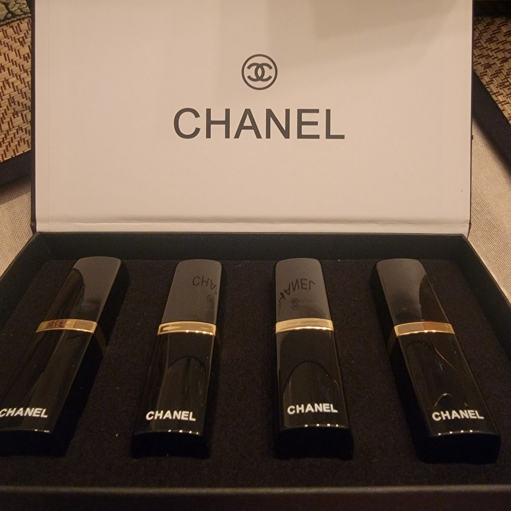 Lipstick chanel 4 pices
